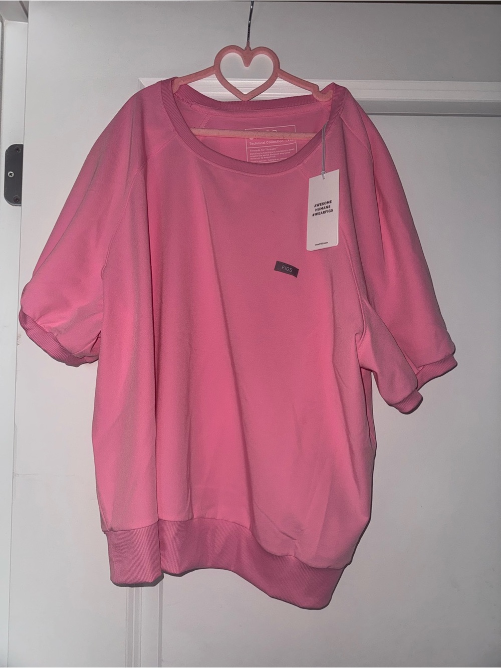 Figs Short-Sleeve Crewneck Sweatshirt in Bright Pink